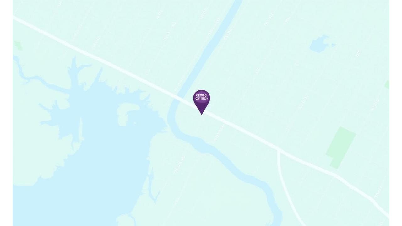 Map showing Chameleon Charm's location at 1872 Cypress Way, Vancouver